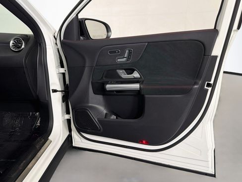 Certified 2023 Mercedes-Benz GLA 250 image 24