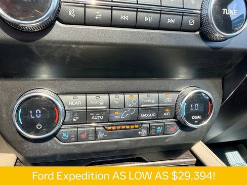 Used 2019 Ford Expedition Limited w/ Equipment Group 301A RWD image 10