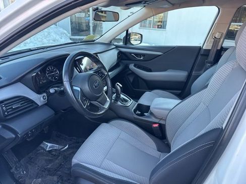 Used 2022 Subaru Outback Premium AWD/4WD image 9