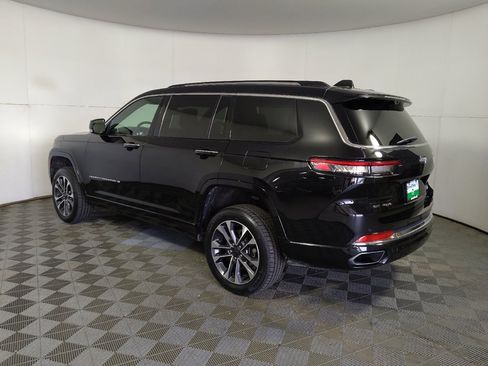 Used 2021 Jeep Grand Cherokee L Overland w/ Luxury Tech Group IV AWD/4WD image 3