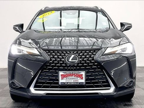Used 2019 Lexus UX 200 F Sport image 2
