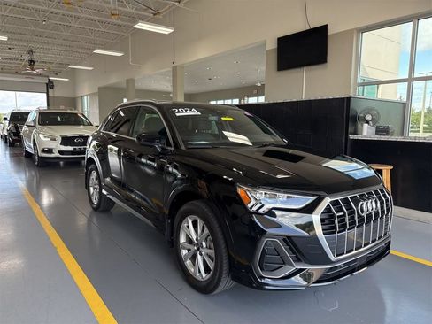 Used 2024 Audi Q3 2.0T Premium AWD/4WD image 1