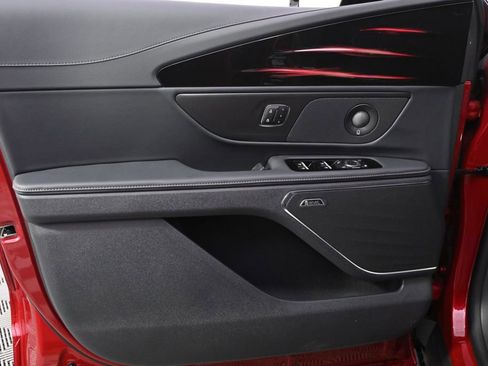 New 2026 Lincoln Nautilus Reserve w/ Jet Appearance Package image 22