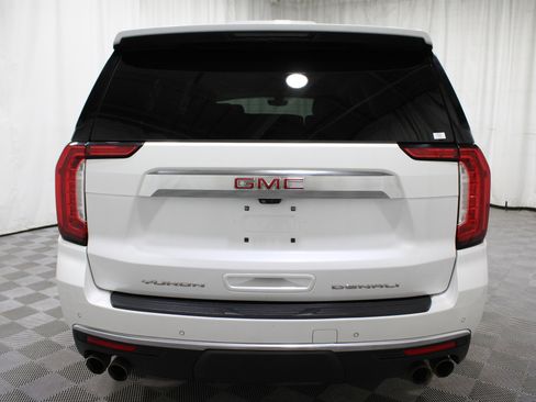 Used 2022 GMC Yukon XL Denali w/ Advanced Technology Package image 43
