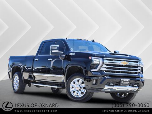 Used 2024 Chevrolet Silverado 3500 High Country image 1