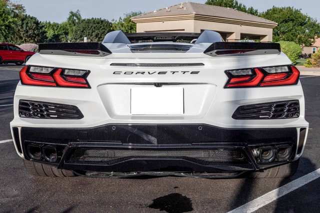 Used 2025 Chevrolet Corvette E-Ray AWD/4WD image 7