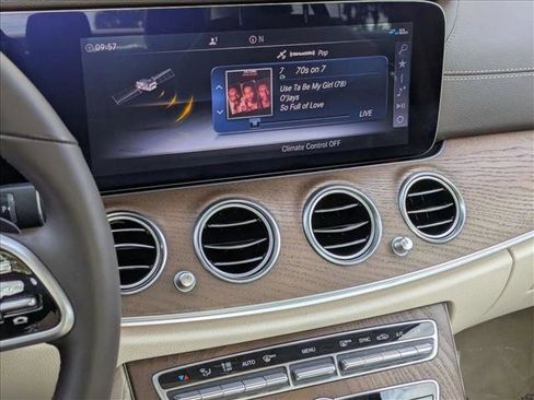 Used 2020 Mercedes-Benz E 350 4MATIC Sedan image 15