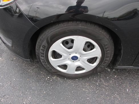 Used 2016 Ford Focus S FWD image 25
