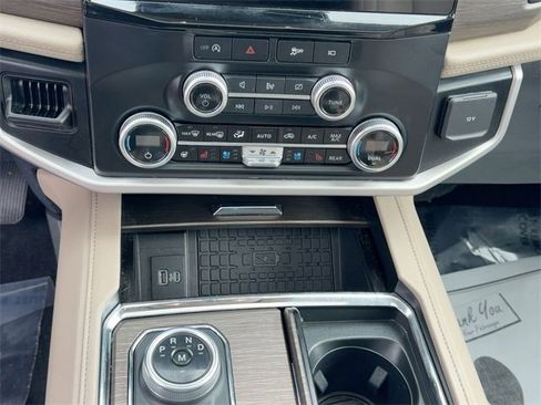Used 2024 Ford Expedition Max Limited image 22