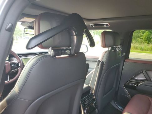 New 2026 Land Rover Range Rover Sport Dynamic SE AWD/4WD image 26