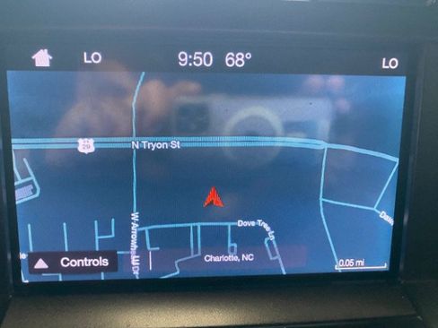 Used 2019 Ford F150 Platinum w/ Equipment Group 701A Luxury RWD image 24