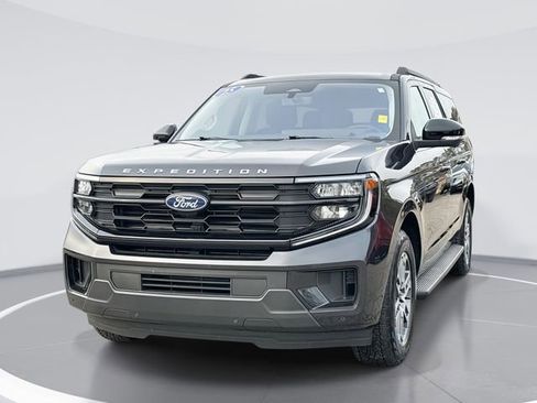 Certified 2025 Ford Expedition Max Active image 1