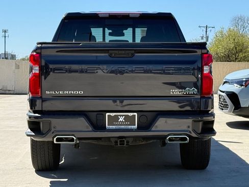Used 2023 Chevrolet Silverado 1500 High Country RWD image 9