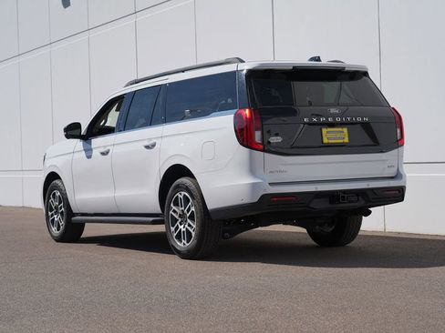 Used 2025 Ford Expedition Max Active image 5