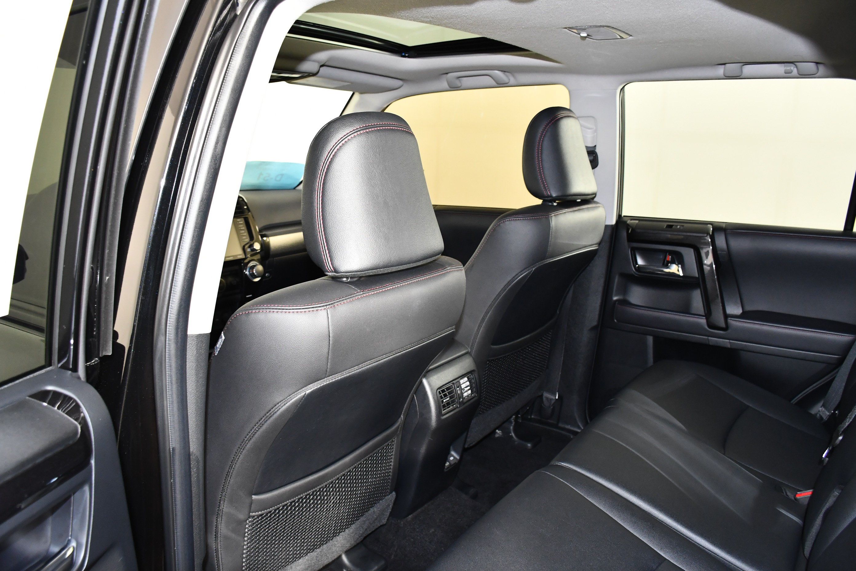 Used 2024 Toyota 4Runner TRD Off-Road Premium w/ Off Road Premium Plus Package AWD/4WD image 50