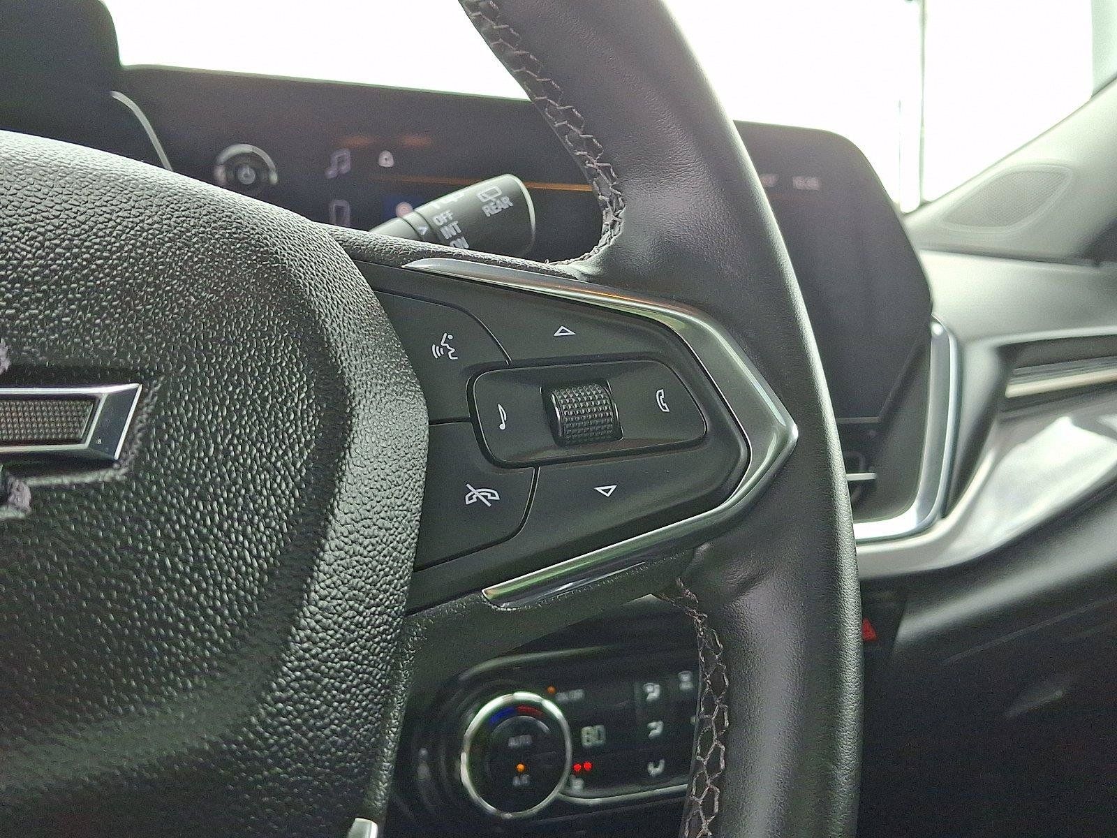 Used 2025 Chevrolet Trax ACTIV w/ Sunroof Package FWD image 23