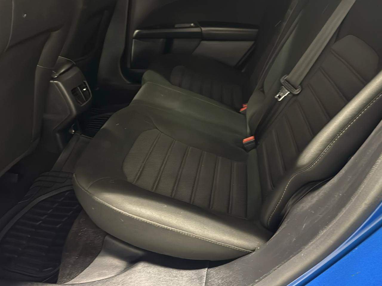 Used 2020 Ford Fusion SE FWD image 12