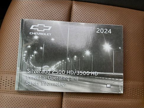 Used 2024 Chevrolet Silverado 3500 High Country w/ High Country Premium Package image 55