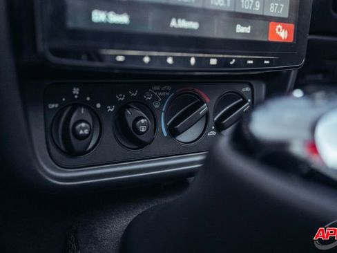 Used 2000 Plymouth Prowler image 17