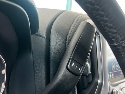 Used 2022 GMC Sierra 1500 Elevation image 27