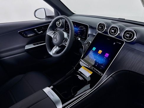 New 2026 Mercedes-Benz GLC 300 image 15