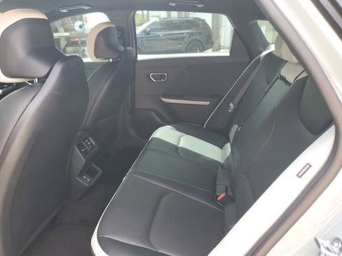 Certified 2025 Kia K4 GT-Line Turbo image 7