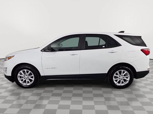 Used 2021 Chevrolet Equinox LS FWD image 5