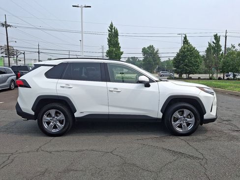 Used 2022 Toyota RAV4 XLE w/ Convenience Package AWD/4WD image 27