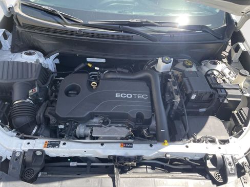 Used 2020 Chevrolet Equinox Premier FWD image 17