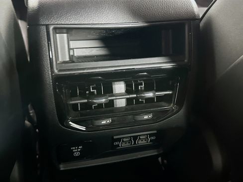 Used 2023 Jeep Grand Cherokee Altitude AWD/4WD image 26