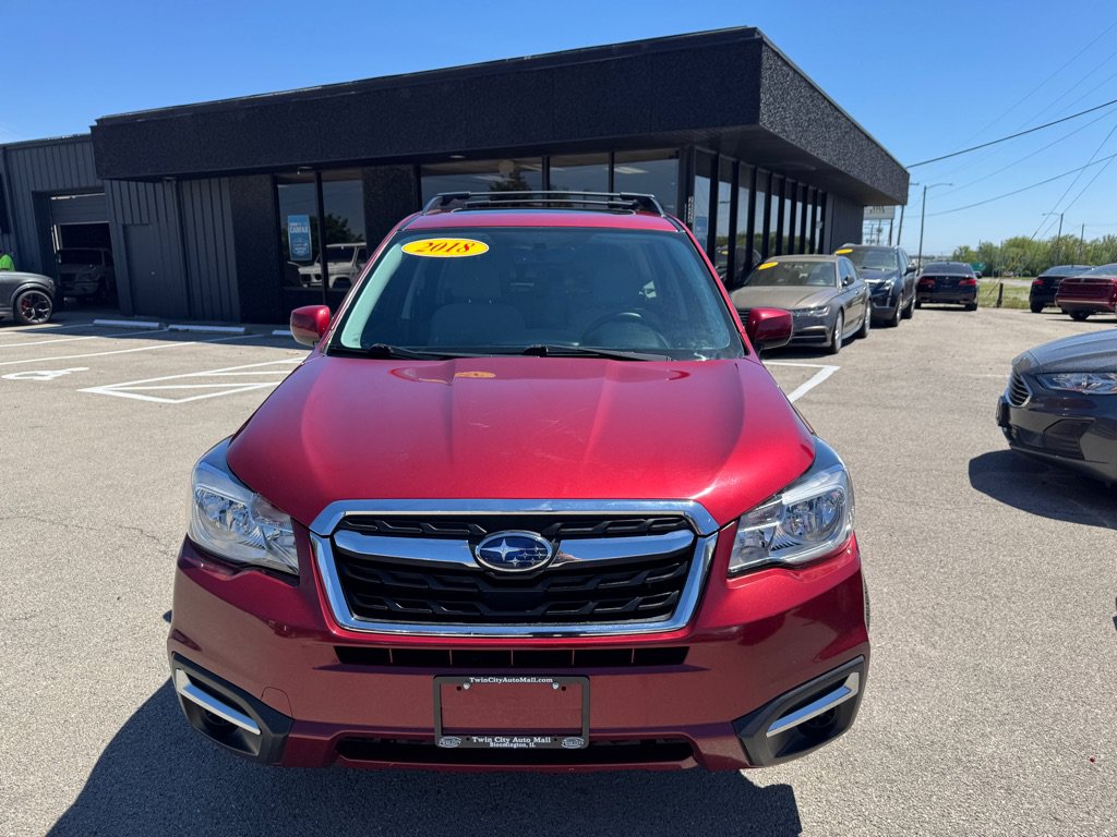 Used 2018 Subaru Forester 2.5i Premium w/ All-Weather Package AWD/4WD image 2