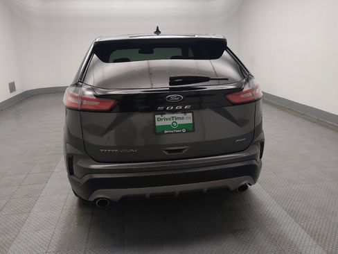 Used 2023 Ford Edge Titanium image 6