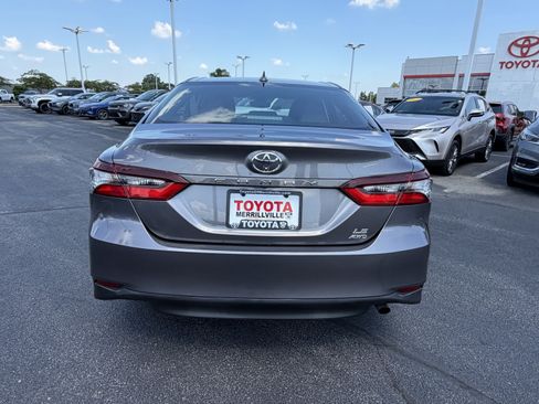Used 2024 Toyota Camry LE AWD/4WD image 9