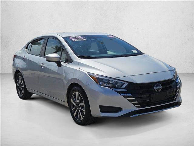 Used 2025 Nissan Versa SV FWD image 3