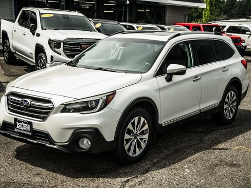 Used 2018 Subaru Outback 3.6R Touring w/ Protection Package #1 AWD/4WD image 4