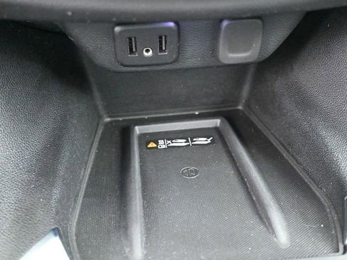 Used 2019 Chevrolet Traverse Premier AWD/4WD image 32