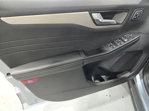 Certified 2022 Ford Escape SEL w/ Technology Package image 21