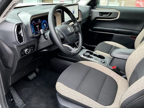 Used 2025 Ford Bronco Sport Big Bend w/ Convenience Package image 17