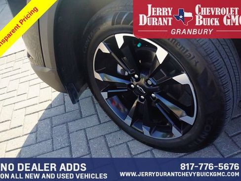 Used 2025 Chevrolet Equinox RS w/ Convenience Package III FWD image 9