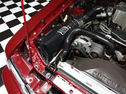 Used 1990 Ford Mustang GT RWD image 69