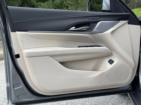 New 2025 Cadillac CT4 Premium Luxury image 16