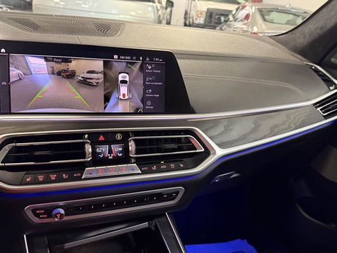 Used 2020 BMW X7 M50i w/ Executive Package AWD/4WD image 35