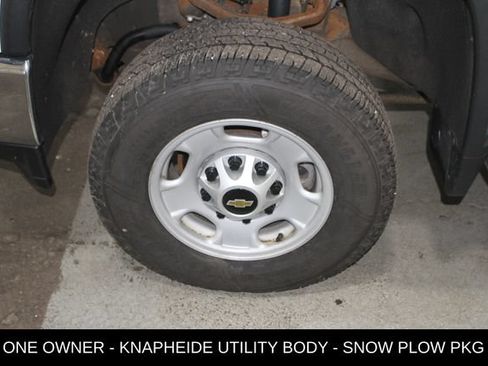 Used 2021 Chevrolet Silverado 2500 W/T w/ WT Convenience Package AWD/4WD image 12