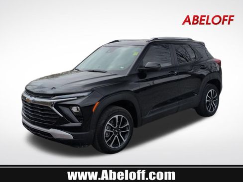 Used 2024 Chevrolet TrailBlazer LT image 1