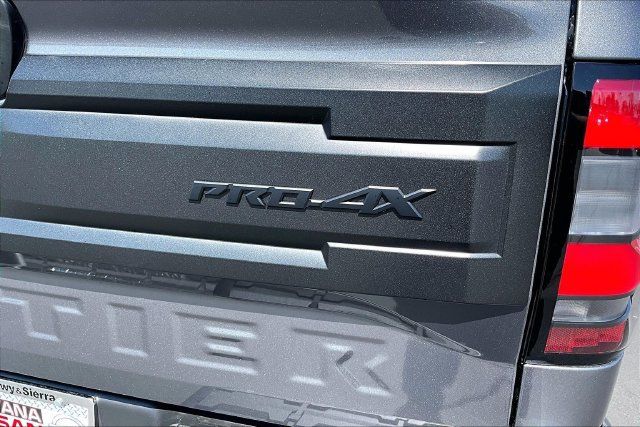 New 2027 Nissan Frontier PRO-4X w/ Pro Premium Package AWD/4WD image 9