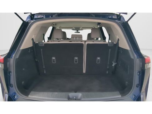 Certified 2022 Nissan Pathfinder SV FWD image 9