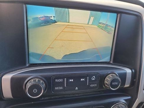 Used 2018 GMC Sierra 1500 SLT w/ SLT Premium Package image 17