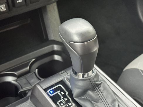 Used 2023 Toyota Tacoma TRD Sport image 17