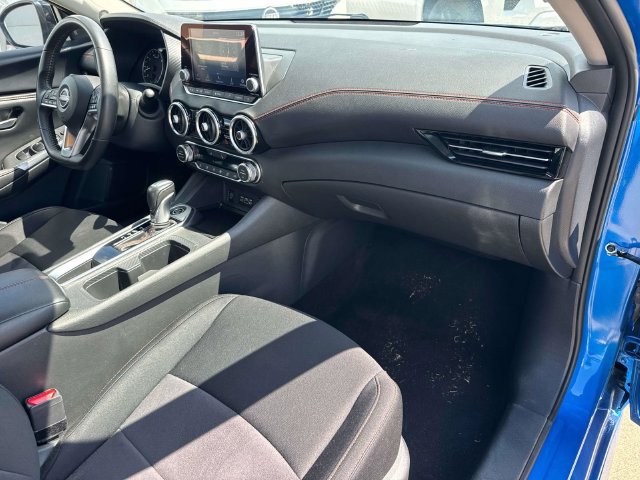 Used 2025 Nissan Sentra SR FWD image 18
