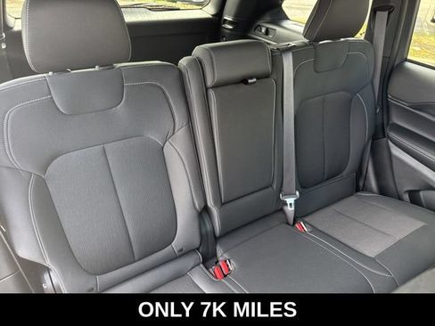 Used 2025 Jeep Grand Cherokee Laredo X AWD/4WD image 26